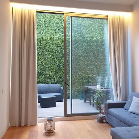 Oasis 28 Apartment